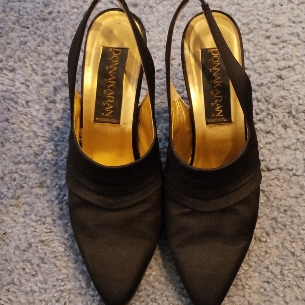 Women's Donna Karan pumps 6.5